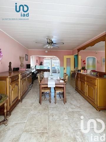 Maison de village 5 pièces de 146 m² à Saint-Martin-sur-le-Pré (51520)