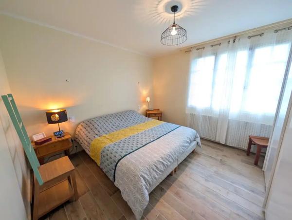 Vente                                                      Maison
                        
                                         99 m2                     à Civaux