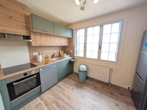 Vente                                                      Maison
                        
                                         99 m2                     à Civaux