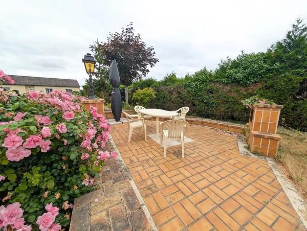 Vente                                                      Maison
                        
                                         99 m2                     à Civaux