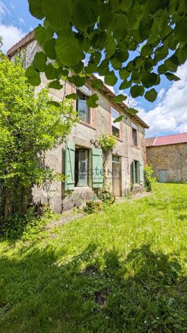 A rénover - Grange 100m2 et Maison 65m2 à Dompierre Les Eglises - terrains