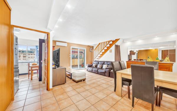 Appartement à vendre    4 pièces • 92,37 m2 Saint-Laurent-du-Var