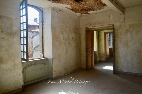 Dpt Haute Garonne (31), à vendre proche de Saint Gaudens Maison Ancienne de 300m2 Dépendances & Jardin