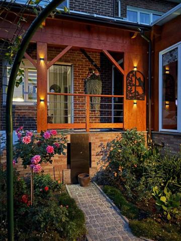 jolie maison d'habitation entièrement rénové avec un magnifique jardin