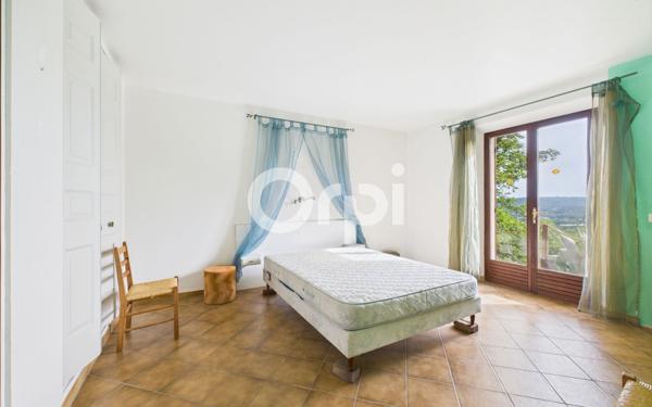 Maison à vendre    7 pièces • 183,31 m2 Montauroux