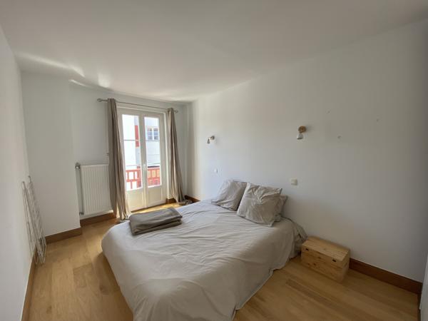 Appartement
                                                                                                                                                                                                                                                                                                                        3 pièce(s)                                                                                                                                                                                                          2 chambre(s)                                                                                                                                                                                                          74  m²