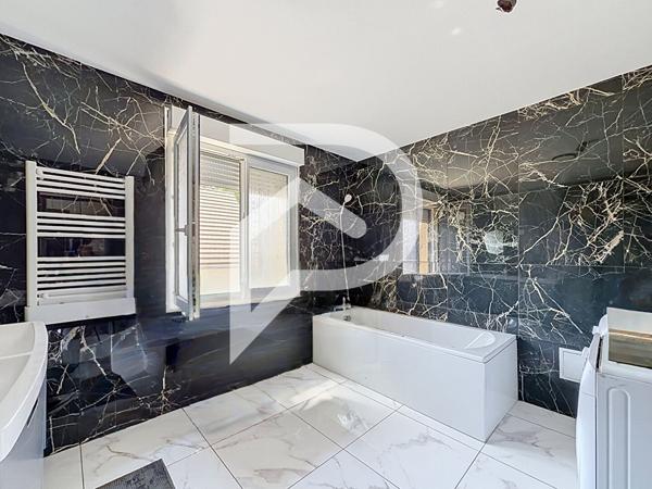 Maison 6 pièces 142 m2