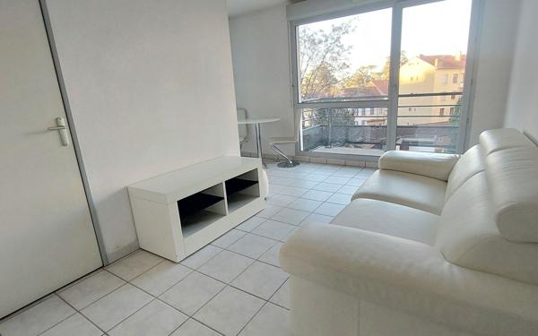 Appartement à louer    2 pièces • 39,80 m2 Villefranche-sur-Saône