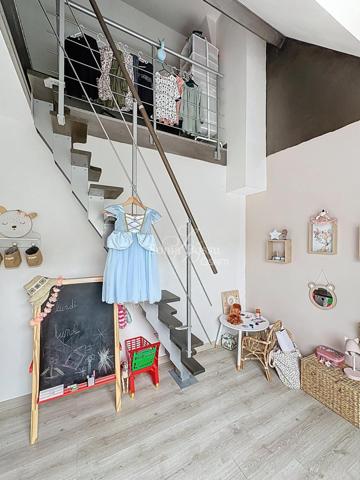 MAISON DE RESIDENCE 4 CHAMBRES GARAGE JARDIN