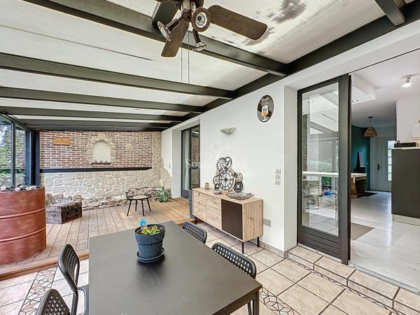 MAISON DE RESIDENCE 4 CHAMBRES GARAGE JARDIN