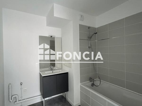 Location Appartement 2 pièces 50.76 m² - 541-543 ROUTE DE ROUEN Amiens 80000