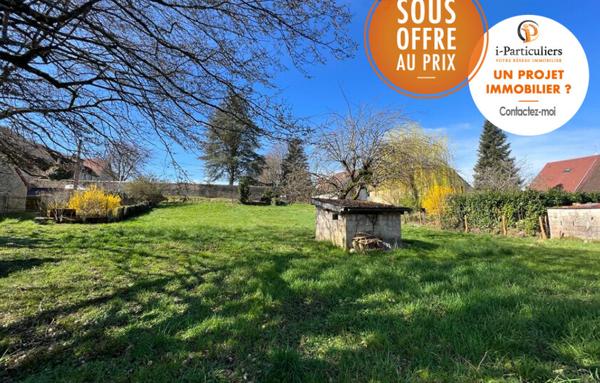 GRAND TERRAIN CONSTRUCTIBLE AVEC VUE PANORAMIQUE SUR CHÂTEAU CHALON