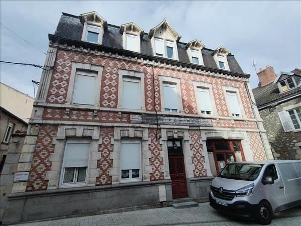 Immeuble à vendre |  Évaux-les-Bains |  631 m²