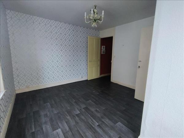 Immeuble à vendre |  Évaux-les-Bains |  631 m²