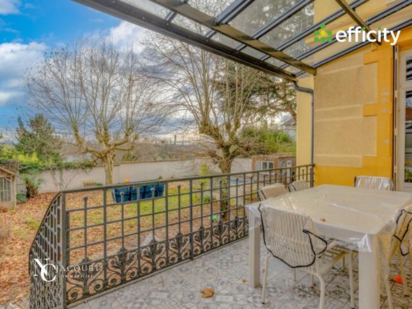 Maison 9 pièces - 207 m² Bien prestige