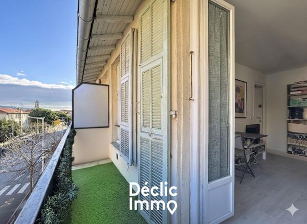 Vente appartement Nice, 18m² 1 pièce 140 000€ avec balcon