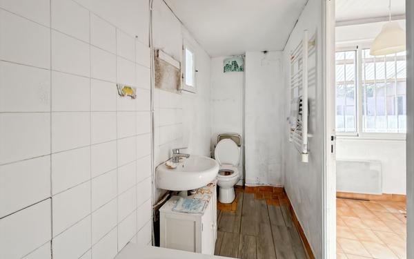 Maison à vendre    6 pièces •  Vias