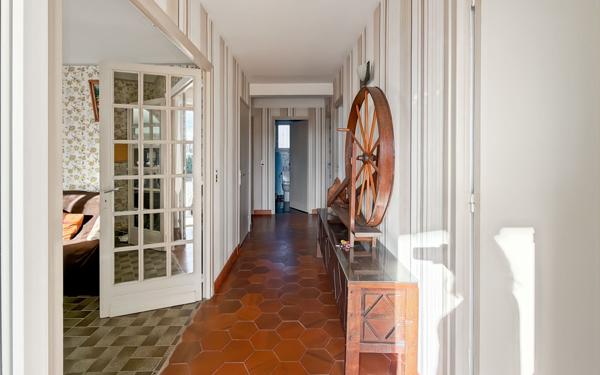 Maison à vendre    6 pièces •  Vias