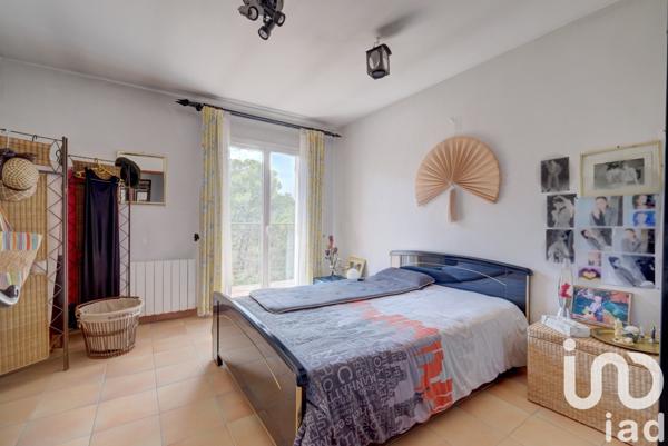 Maison 4 pièces de 150 m² à La Roquette-sur-Siagne (06550)