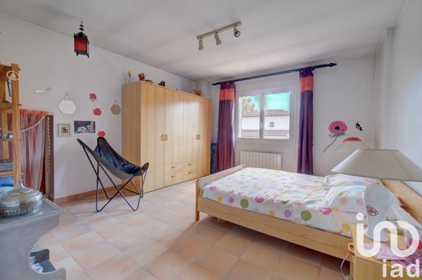 Maison 4 pièces de 150 m² à La Roquette-sur-Siagne (06550)