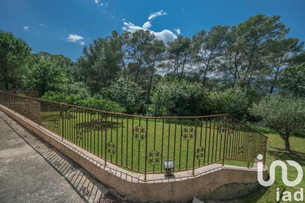 Maison 4 pièces de 150 m² à La Roquette-sur-Siagne (06550)
