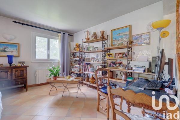 Maison 4 pièces de 150 m² à La Roquette-sur-Siagne (06550)