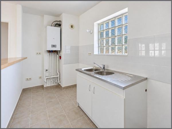 2 pièces avec balcon au 5e avec ascenseur