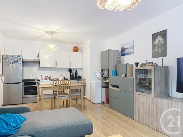 Appartement F3 à vendre  3 pièces - 61,55 m2 DEVILLE LES ROUEN - 76