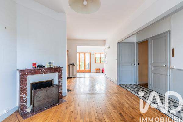 Maison à vendre 8 pièces 115 m² Villeneuve-le-Roi