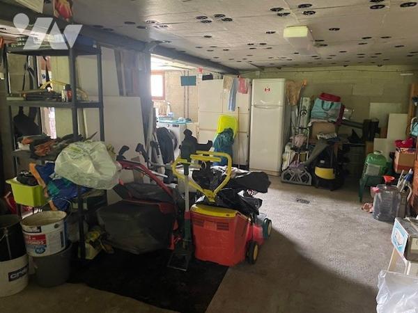 Maison d'habitation deux chambres sur une parcelle de 2143 m²