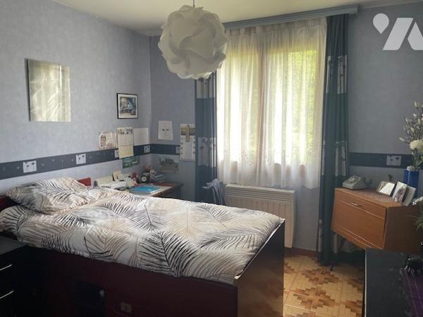 Maison d'habitation deux chambres sur une parcelle de 2143 m²