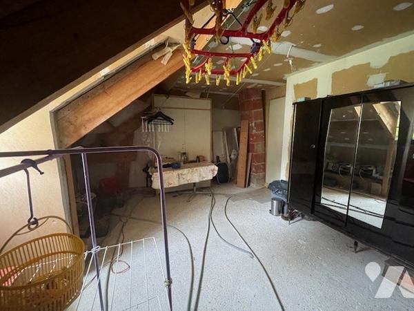 Maison d'habitation deux chambres sur une parcelle de 2143 m²