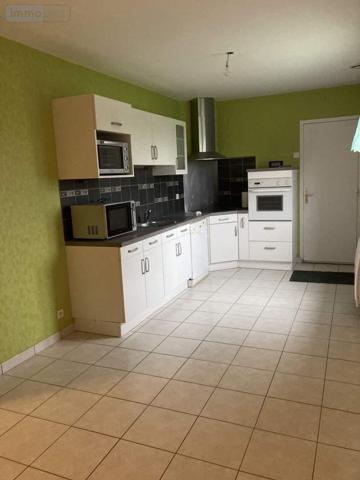 Maison à louer à Gosné en Ille-et-Vilaine (35140), ref : 137/4050 Bourg