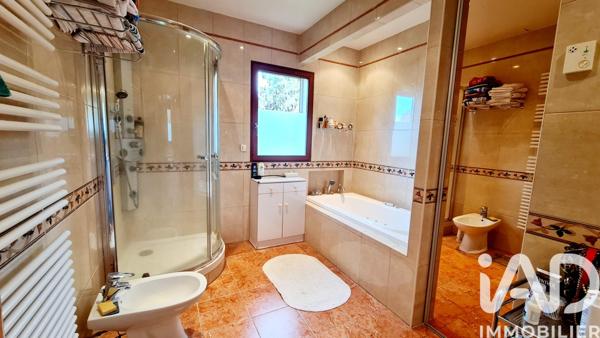 Maison à vendre 7 pièces 235 m² Cormeilles