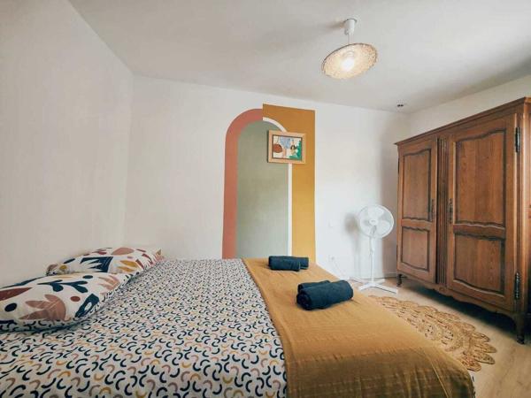 Maison de village 4 chambres, terrasse, rénovée avec goût!