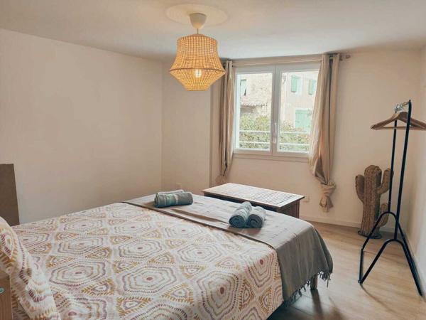 Maison de village 4 chambres, terrasse, rénovée avec goût!