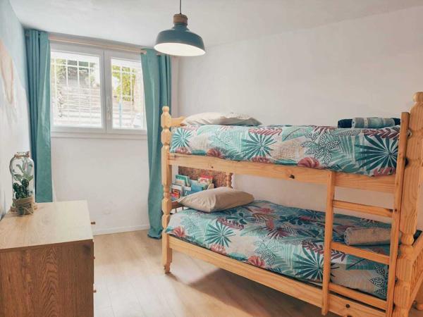 Maison de village 4 chambres, terrasse, rénovée avec goût!