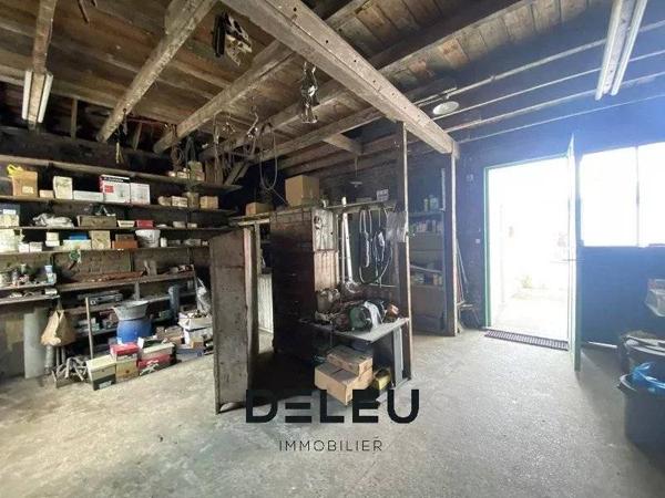 Vente immobilière : Immeuble à Wasquehal   182 m² 332 000 €- Deleu Immobilier Wasquehal.
