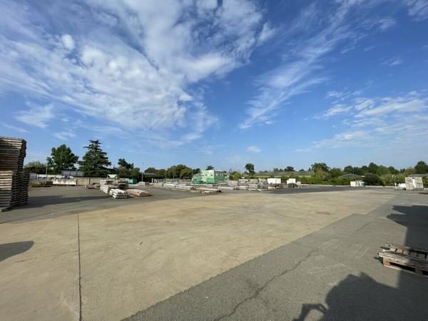 Local d'activites 561 m² à vendre BETTON (réf : 35.7269)