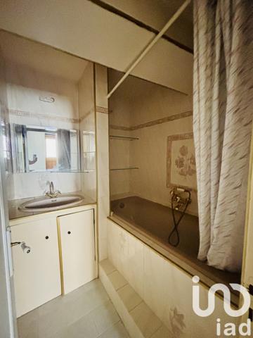 House for sale 5 rooms 118 m² Saint-Julien-du-Sault