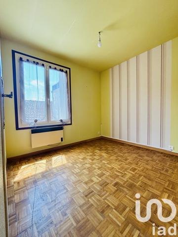 House for sale 5 rooms 118 m² Saint-Julien-du-Sault