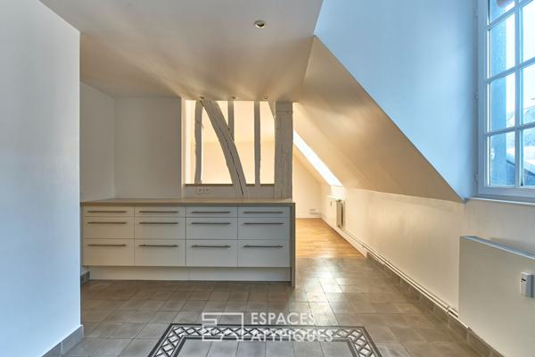 Duplex lumineux avec vue panoramique sur le musée Picasso