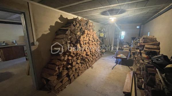 LALINDE – Belle propriété de 200 m² + 150 m² habitable de sous-sol sur 3 128 m² de terrain constructibles, au calme et proche des commerces.
À seulement 5 minutes à pied des commerces, découvrez cette belle propriété offrant de beaux volumes, un environnement calme et un remarquable potentiel d’évolution.
Implantée sur un terrain clos de 3 128 m², cette maison développe environ 200 m² habitables, auxquels s’ajoutent 150 m² de sous-sol. Elle bénéficie de deux accès indépendants, un véritable atout pour profiter pleinement de la propriété et envisager différents projets.
Vous accédez à l’habitation par une grande terrasse offrant une vue dégagée. L’entrée dessert un vaste salon/séjour lumineux de 44 m² avec une cheminée tubée, une cuisine indépendante entièrement équipée, avec son espace repas de 21 m², ainsi que d’un cellier de 8 m².
Ce niveau propose un espace nuit parfaitement préservé, offrant une réelle intimité. Il comprend une grande chambre de 16 m², une salle de bains, un WC indépendant et de nombreux placards.
À l’étage, accessible par un magnifique escalier en bois, vous découvrirez un grand bureau, un débarras, deux belles chambres, un dressing, une salle de bains et un WC indépendant. Cet étage offre de beaux volumes et de nombreuses possibilités d'aménagement selon les besoins de chacun.
Un sous-sol aux multiples possibilités.
Le sous-sol, d’une superficie d’environ 150 m², bénéficie d’une belle hauteur sous plafond et constitue un véritable espace supplémentaire.
Il se compose notamment d’un garage, d’un atelier, d’un bûcher, d’une cave, d’une cuisine d’été, ainsi que de plusieurs autres espaces pouvant être aménagés et utilisés selon vos projets : stockage, bricolage, loisirs, salle de sport ou autres besoins.
Un terrain rare et à fort potentiel
À l’extérieur, vous profiterez d’un terrain entièrement clos, soigneusement aménagé et parfaitement entretenu, agrémenté d’arbres fruitiers et d’une truffière.
Autre atout majeur : l’intégralité de la parcelle est constructible. Son second accès indépendant permet d’envisager la réalisation de nouvelles constructions et offre la possibilité de les raccorder au réseau d’assainissement collectif.
Cette configuration ouvre ainsi de nombreuses perspectives : projet familial, construction supplémentaire, création d’un logement indépendant ou encore valorisation d’une partie du terrain, sous réserve des autorisations d’urbanisme applicables.
Des équipements confortables
La maison bénéficie notamment des équipements suivants :
Portail motorisé
Adoucisseur d’eau
Pompe à chaleur assurant le chauffage par radiateurs et la production d’eau chaude
Menuiseries PVC double vitrage de qualité, installées par un entrepreneur local réputé
Une cheminée tubée 
À noter : l’assainissement individuel actuellement en place est non conforme.
Un emplacement privilégié
Située dans un environnement calme, tout en étant à seulement 5 minutes à pied des commerces de Lalinde, cette propriété en parfait état, avec ses 200 m² habitables, son sous-sol de 150 m², son vaste terrain clos et constructible, ses deux accès indépendants et son potentiel d’évolution, offre de nombreuses possibilités pour un projet de vie ou un investissement patrimonial.
Visite 7 jours sur 7. Collaboration entre professionnels de l'immobilier, bienvenue.

LALINDE – Beautiful property of 200 m2 + 150 m2 basement on 3 128 m2 buildable, quiet and close to shops.
Just 5 minutes walk from the shops, discover this beautiful property offering beautiful volumes, a quiet environment and a remarkable potential for development.
Implanted on a closed ground of 3 128 m 2, this house develops approximately 200 m 2 habitable, to which are added 150 m 2 of basement. It has two independent access, a real asset to take full advantage of the property and consider different projects.
You access the house by a large terrace with an unobstructed view. The entrance serves a large bright living room/ stay of 44 m 2 with a chimney tubed, an independent kitchen entirely equipped, with its space meal of 21 m 2, as well as a cellar of 8 m 2.
This level offers a perfectly preserved sleeping area, offering real privacy. It includes a large bedroom of 16 m 2, a bathroom, a separate toilet and many closets.
Upstairs, accessible by a magnificent wooden staircase, you will discover a large office, a storage room, two beautiful bedrooms, a dressing room, a bathroom and a separate toilet. This floor offers beautiful volumes and many possibilities of development according to the needs of each one.
A basement with multiple possibilities.
The basement, with an area of about 150 m 2, has a high ceiling and is a real additional space.
It consists in particular of a garage, a workshop, a pyre, a cellar, a summer kitchen, as well as several other spaces that can be arranged and used according to your projects: storage, DIY, leisure, gym or other needs.
A rare land with strong potential
Outside, you will enjoy a fully enclosed land, carefully landscaped and perfectly maintained, decorated with fruit trees and a truffle.
Another major advantage: the entire plot is constructible. Its second independent access makes it possible to consider the construction of new constructions and offers the possibility of connecting them to the collective sewerage network.
This configuration thus opens up many opportunities: family project, additional construction, creation of an independent dwelling or even the development of part of the land, subject to the applicable urban planning permits.
Comfortable equipment
The house benefits in particular from the following facilities:
Motorized gate
Water softener
Heat pump for radiator heating and hot water production
Quality double-glazed PVC joinery, installed by a reputable local contractor
A tubular fireplace 
Note: the individual sanitation currently in place is non-compliant.
A privileged location
Located in a quiet environment, while being only 5 minutes walk from the shops of Lalinde, this property in perfect condition, with its 200 m2 living space, its basement of 150 m 2, its vast enclosed and building land, its two independent access and its potential for development, offers many possibilities for a life project or a heritage investment.
Visit 7 days a week. Collaboration between real estate professionals, welcome.