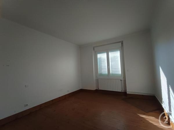 Maison à vendre  8 pièces - 169 m 2   VILLENEUVE SUR LOT  - 47