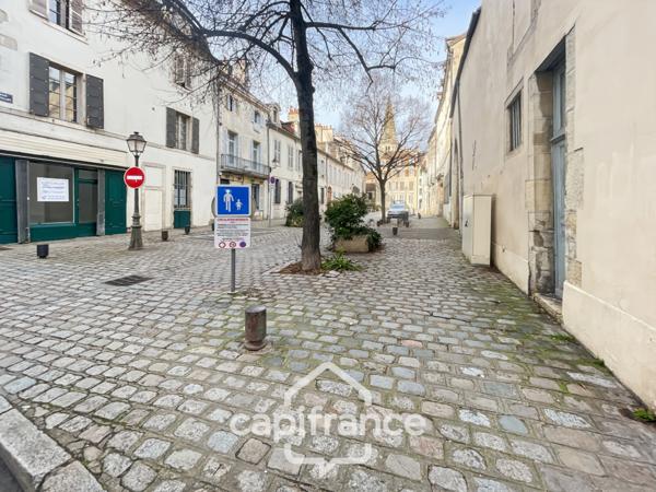 Dijon Hyper centre- rue Cazotte