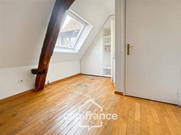 Dijon Hyper centre- rue Cazotte