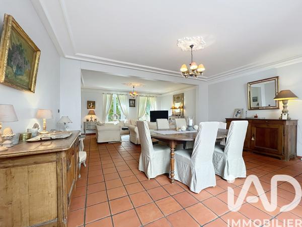 Maison à vendre 8 pièces 290 m² Brie-Comte-Robert