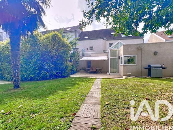 Maison à vendre 8 pièces 290 m² Brie-Comte-Robert