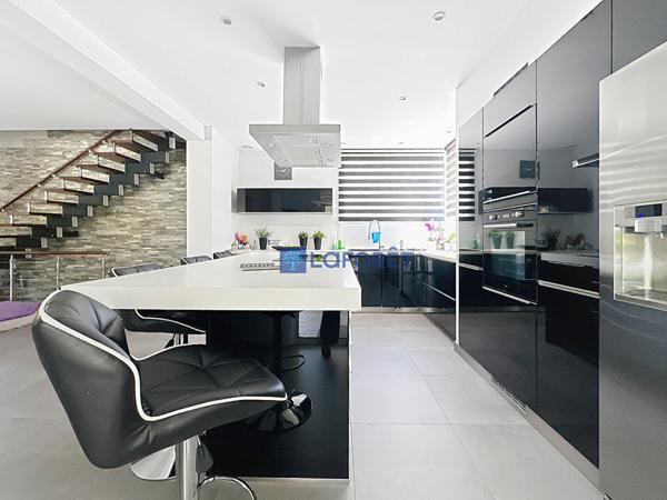 Achat maison Draguignan - 7 pièce(s) - 300 m² - 1 360 000 €