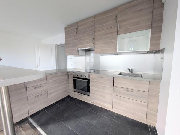 Superbe F4 avec balcon et parking FRANCONVILLE